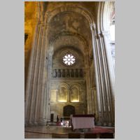 Sé de Lisboa, photo Patrick Nouhailler, north transept.jpg